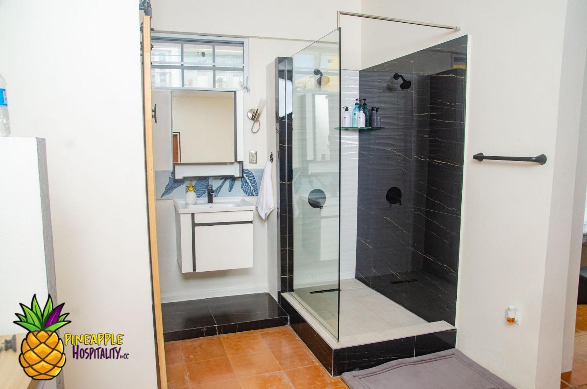 Pineapple Hospitality Apartment มายาเกซ ภายนอก รูปภาพ
